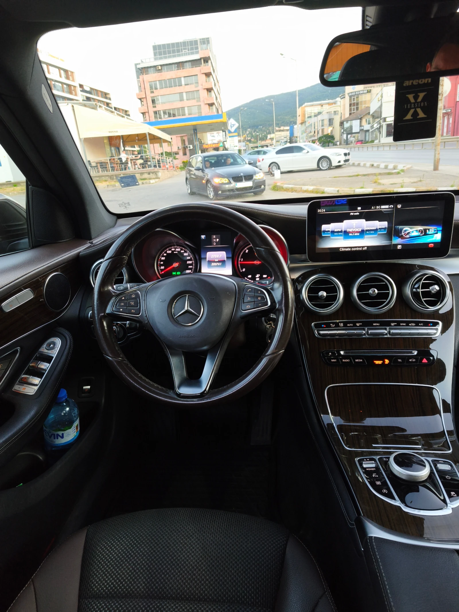 Mercedes-Benz GLC 250, снимка 13 - Автомобили и джипове - 56198129