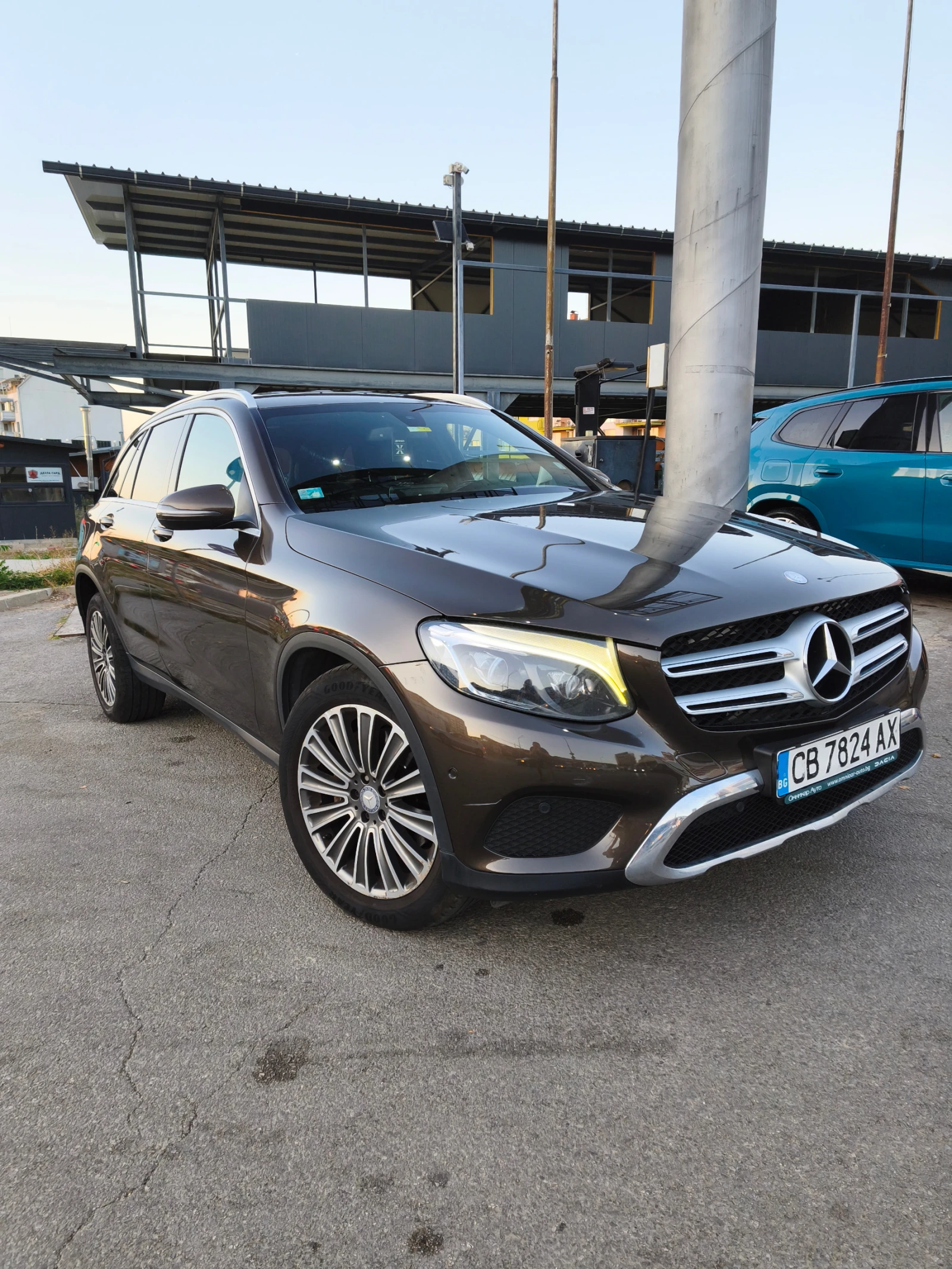 Mercedes-Benz GLC 250, снимка 7 - Автомобили и джипове - 56198129