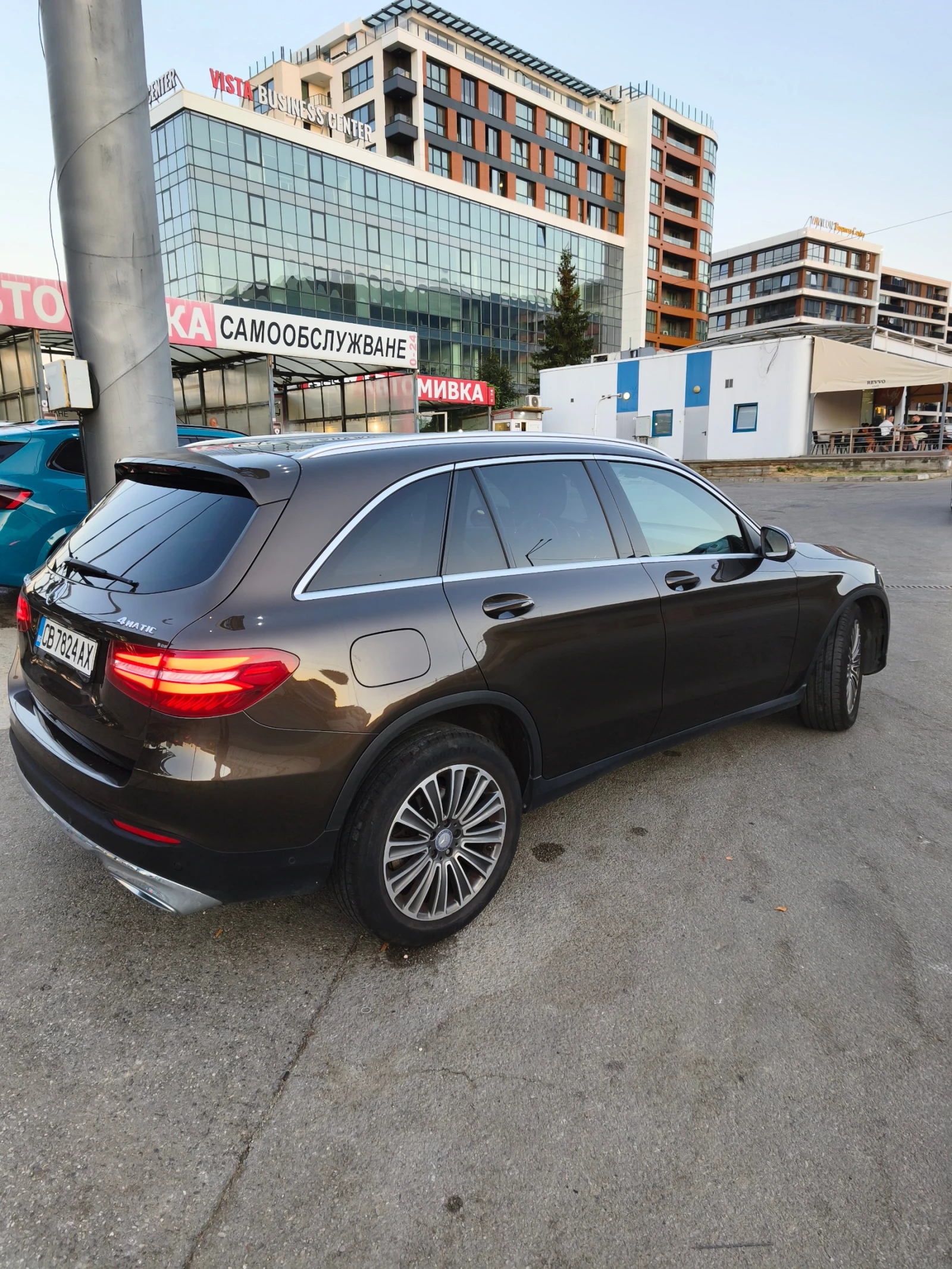 Mercedes-Benz GLC 250, снимка 9 - Автомобили и джипове - 56198129