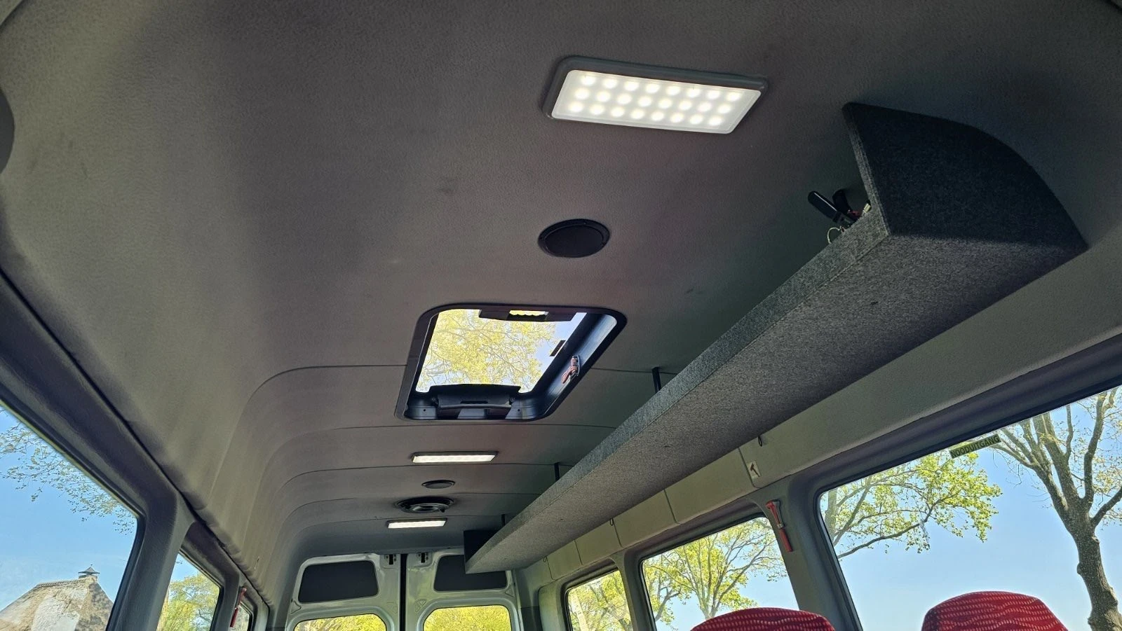 Mercedes-Benz Sprinter 516 УНИКАТ, снимка 2 - Бусове и автобуси - 54492149