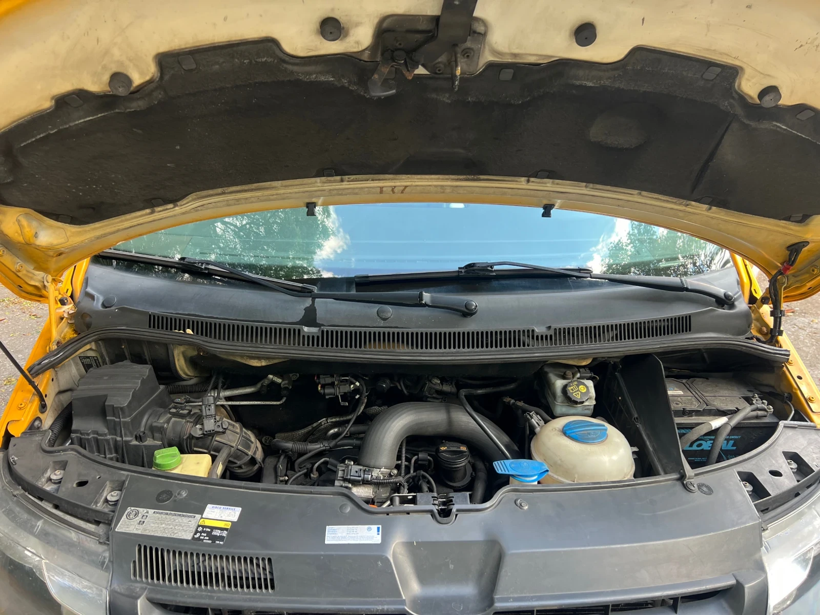 VW T5, снимка 11 - Бусове и автобуси - 56593373
