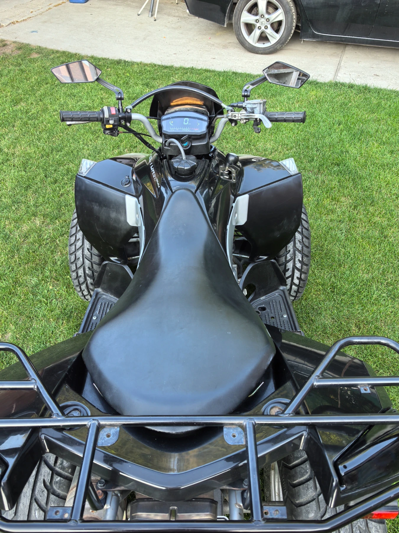Sym Quadlander E-ton vector st300 - изображение 6