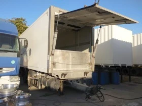 За камион Други  Хладилно ремарке KERSCHER, THERMO KING, снимка 4