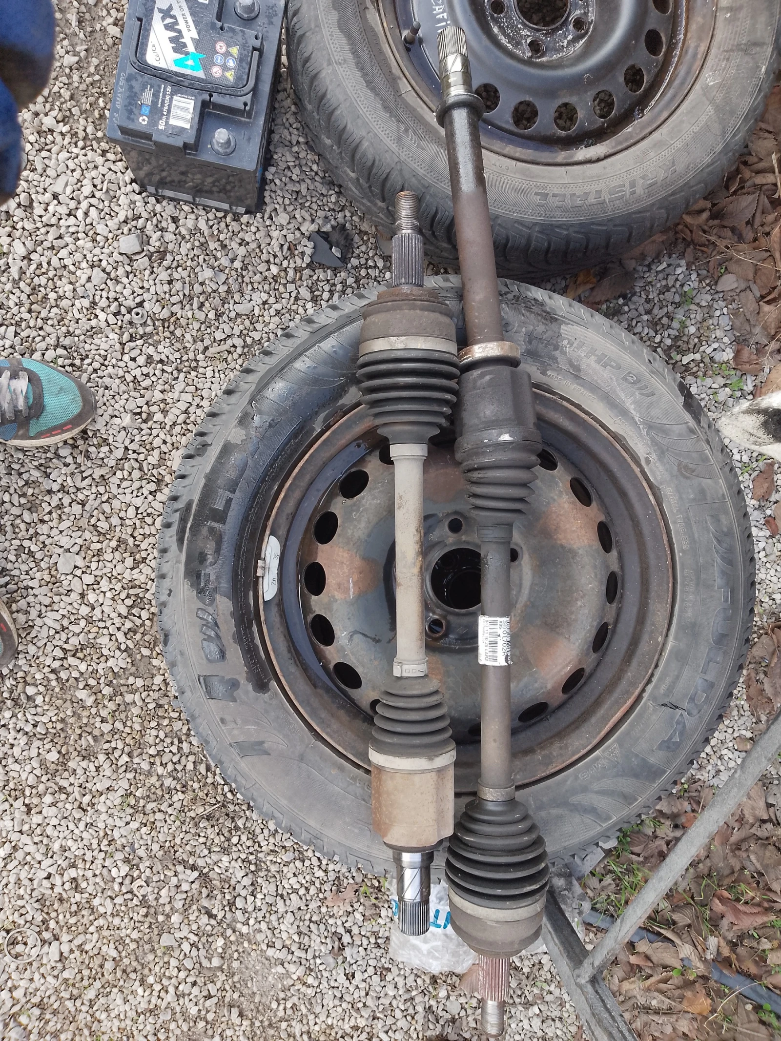 391001702R     3 1.9  | Mobile.bg   1