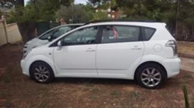 Toyota Corolla verso !!!2.2d4d  136/6ск* НА ЧАСТИ* , снимка 2