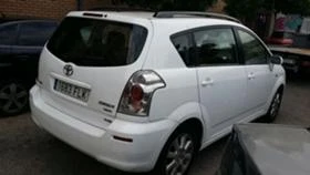 Toyota Corolla verso !!!2.2d4d  136/6ск* НА ЧАСТИ* , снимка 4