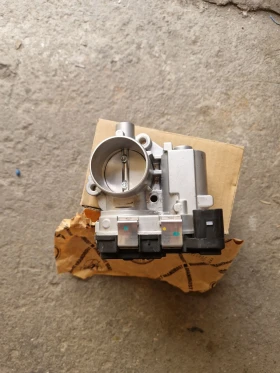 Skoda Fabia На части, снимка 2