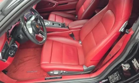 Porsche 911 4 GTS , снимка 7