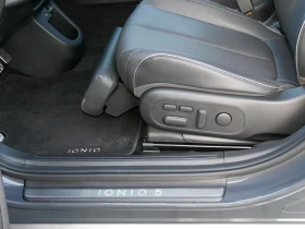 Hyundai Ioniq 5 UNIQ/325HP/4WD/PANO/CAM/MEMO/HUD/LED/CPLAY/737g, снимка 11