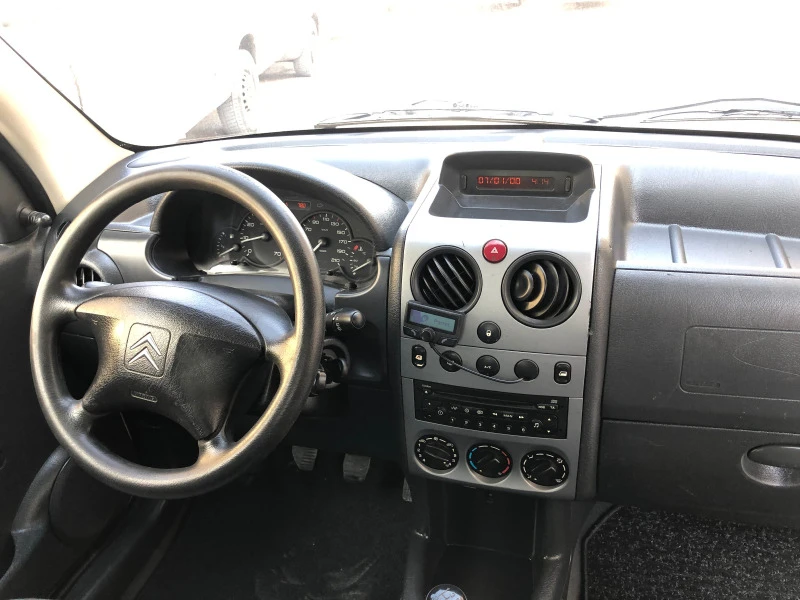 Citroen Berlingo 1.6HDI 90k.c., снимка 11 - Автомобили и джипове - 46685400