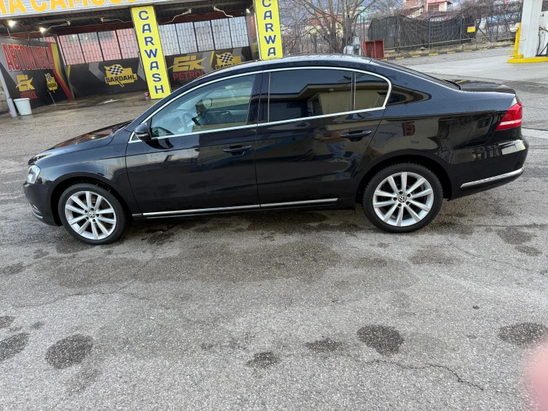 VW Passat 2.0TDI 4Motion DSG / Перфектен /, снимка 4 - Автомобили и джипове - 48500907