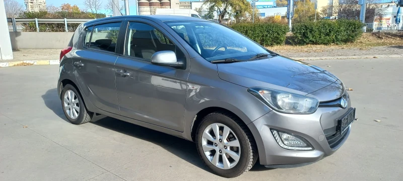 Hyundai I20 1.25i 86ps, снимка 3 - Автомобили и джипове - 49252260