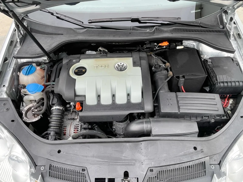 VW Jetta 1.9tdi 105k.c * Nova* UNIKAT* , снимка 17 - Автомобили и джипове - 49866478