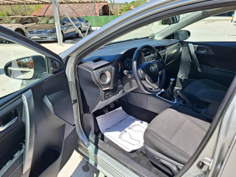 Toyota Auris  Touring Sports 1.4 Turbodiesel Life+ , снимка 9 - Автомобили и джипове - 50162466