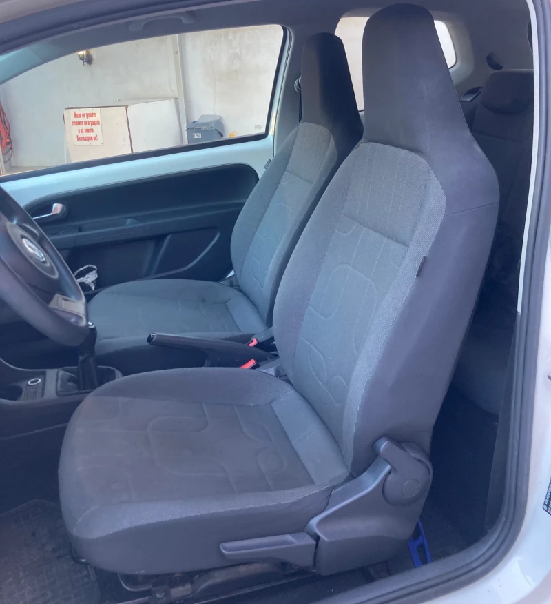 VW Up 1.0 CNG/Porsche Sofia/Сервизна история, снимка 9 - Автомобили и джипове - 51248311