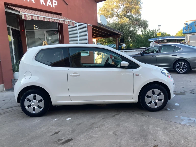 VW Up 1.0 CNG/Porsche Sofia/Сервизна история, снимка 4 - Автомобили и джипове - 51248311