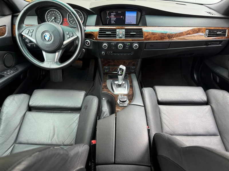 BMW 525 i xDrive* FACE* ПОДГРЕВ* XENON* NAVI* SWISS, снимка 14 - Автомобили и джипове - 50964247