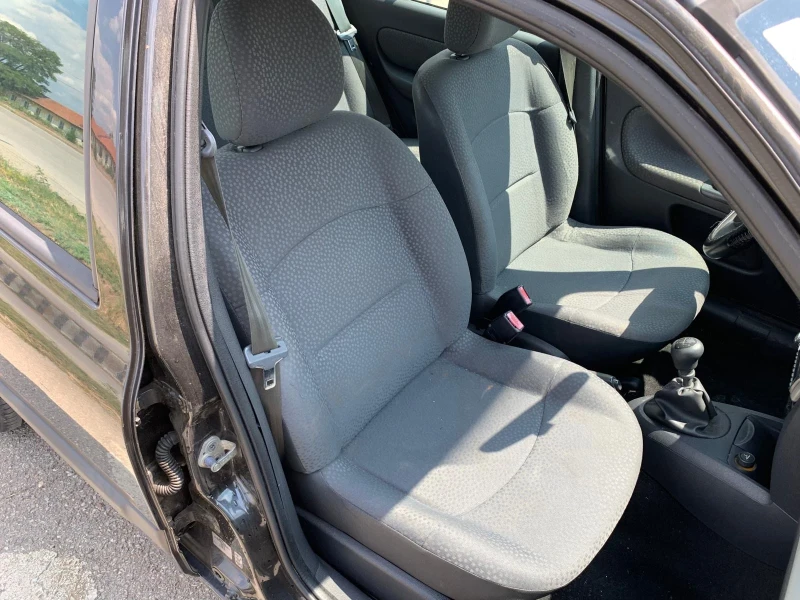 Renault Clio 1.2 Benzin КЛИМАТИК Евро 4, снимка 11 - Автомобили и джипове - 51290579