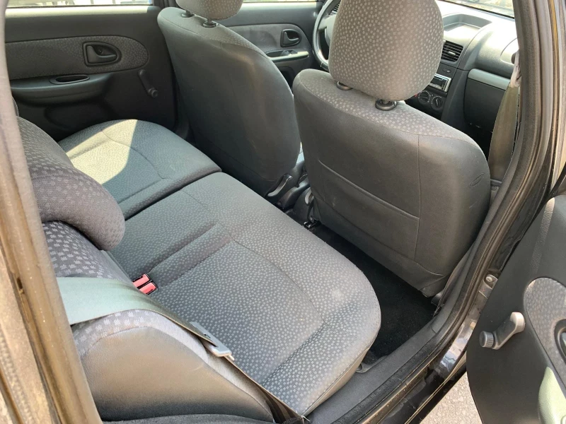 Renault Clio 1.2 Benzin КЛИМАТИК Евро 4, снимка 15 - Автомобили и джипове - 51290579