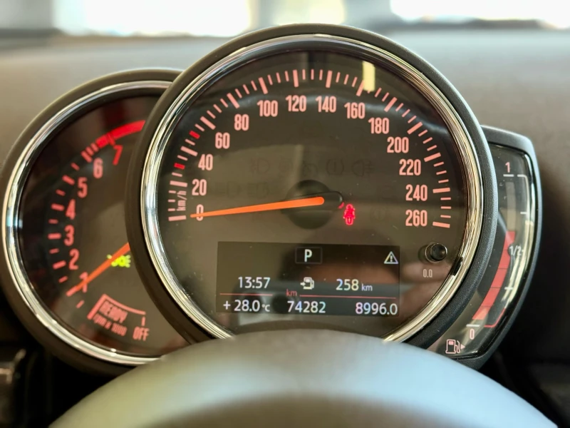 Mini Clubman ALL4* Turbo* Лизинг* Automatic, снимка 11 - Автомобили и джипове - 51378004