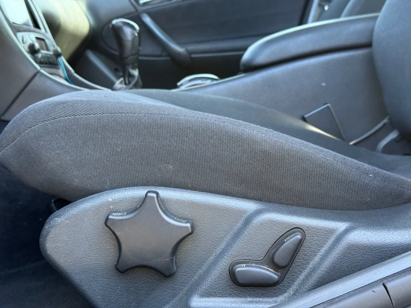 Mercedes-Benz C 220 2.2CDI 143k.c./6 скорости, снимка 10 - Автомобили и джипове - 52152737