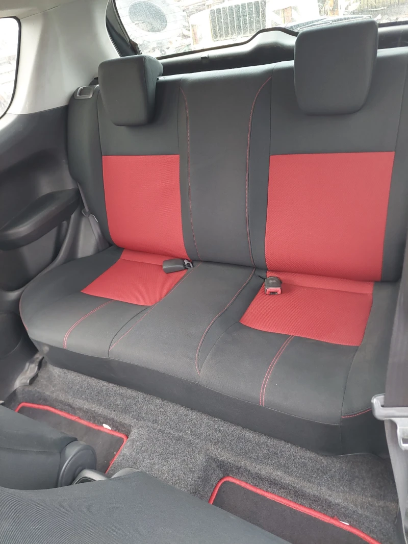 Suzuki Swift 1.6 SPORT, снимка 10 - Автомобили и джипове - 53022447