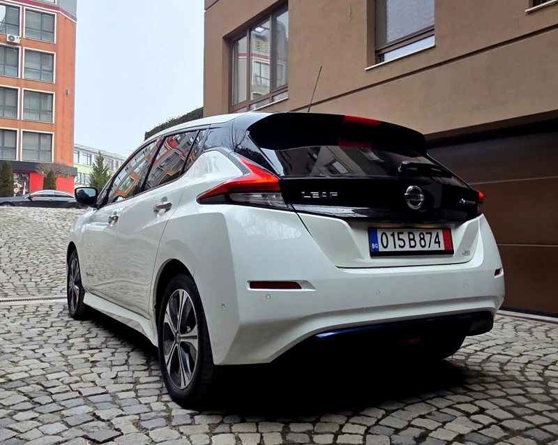 Nissan Leaf  62kwh/TEKNA/Full LED/BOSSE, снимка 5 - Автомобили и джипове - 53227054