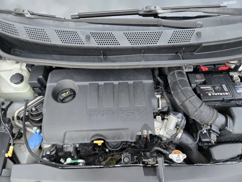 Hyundai Ix20 1.4CRDI-90кс= 6СКОРОСТИ= COMFORT, снимка 17 - Автомобили и джипове - 53264478