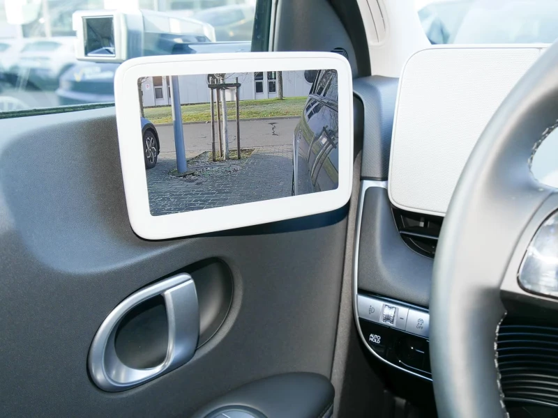 Hyundai Ioniq 5 UNIQ/325HP/4WD/PANO/CAM/MEMO/HUD/LED/CPLAY/737g, снимка 9 - Автомобили и джипове - 53287005