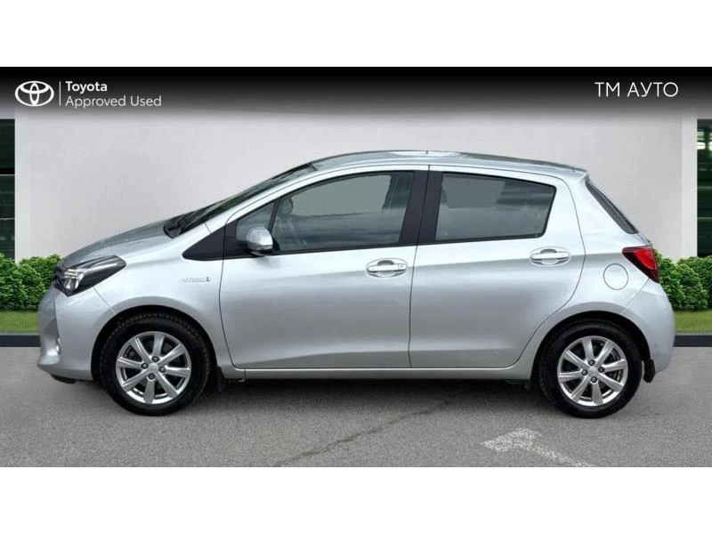 Toyota Yaris 1.5HSD CHIC, снимка 3 - Автомобили и джипове - 55022816