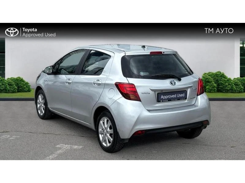 Toyota Yaris 1.5HSD CHIC, снимка 2 - Автомобили и джипове - 55022816