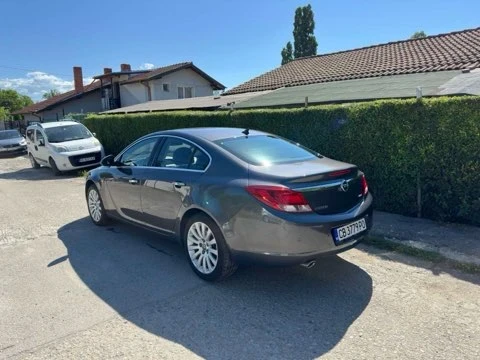 Opel Insignia, снимка 4 - Автомобили и джипове - 55192116