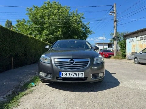 Opel Insignia, снимка 3 - Автомобили и джипове - 55192116