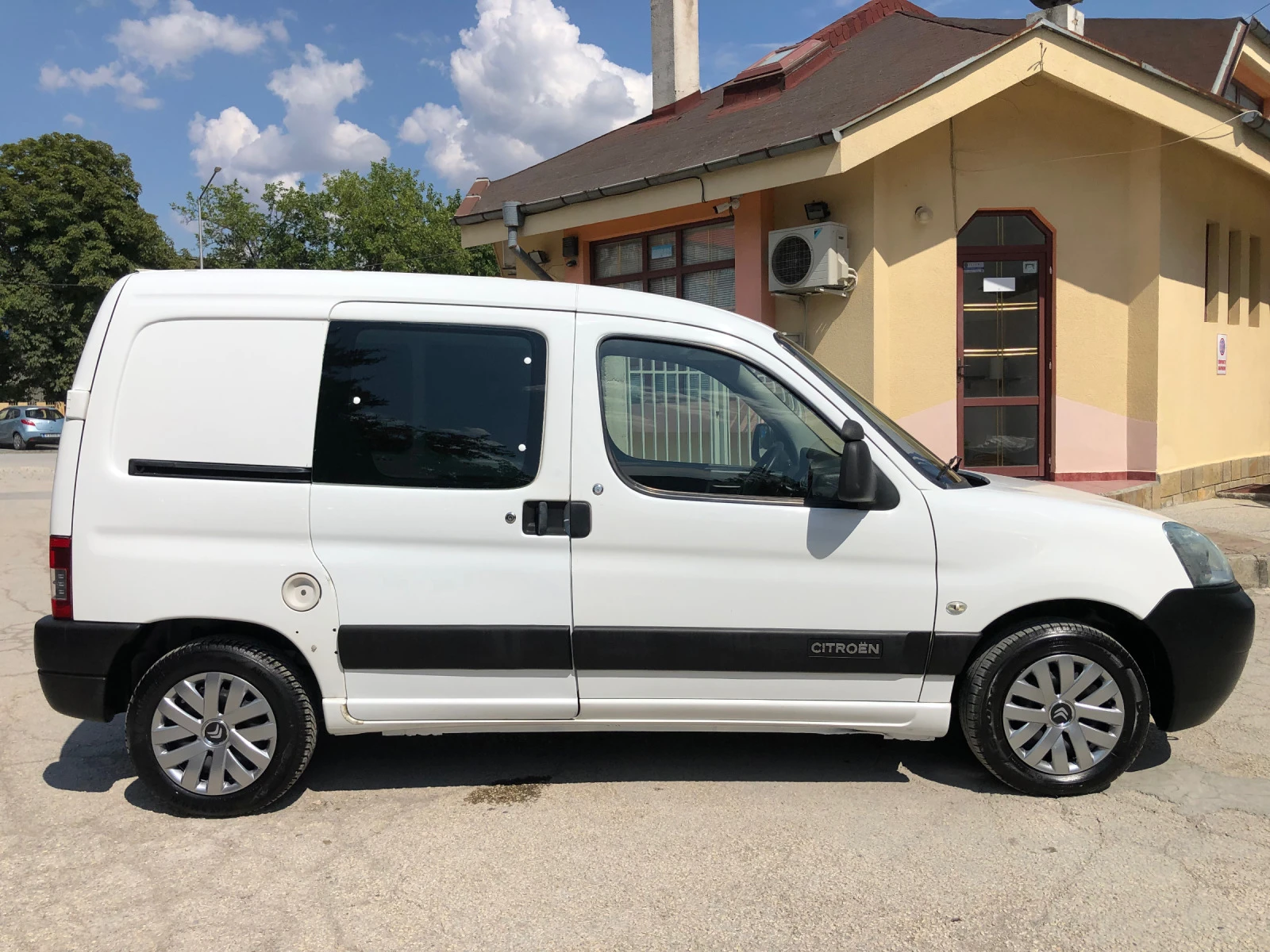 Citroen Berlingo 1.6HDI 90k.c. - изображение 4