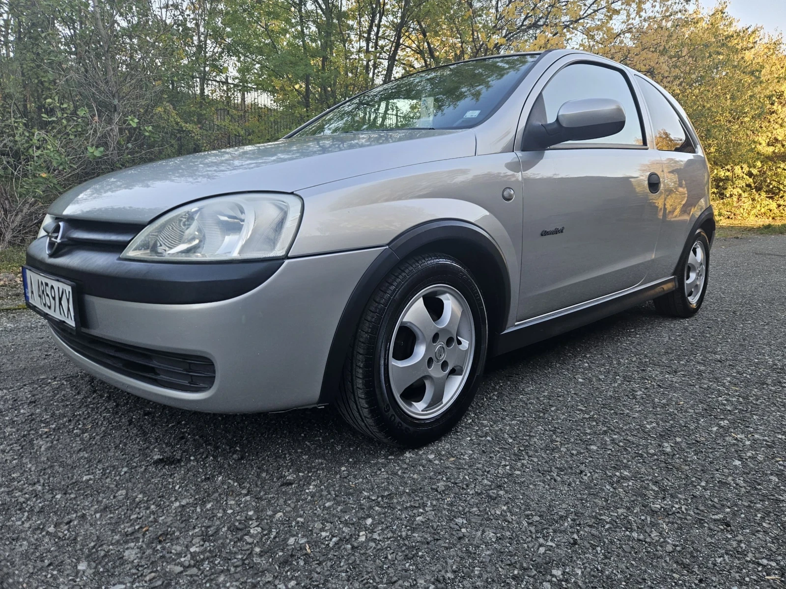 Opel Corsa 1.2 Benz. Klama 75ps - [1] 