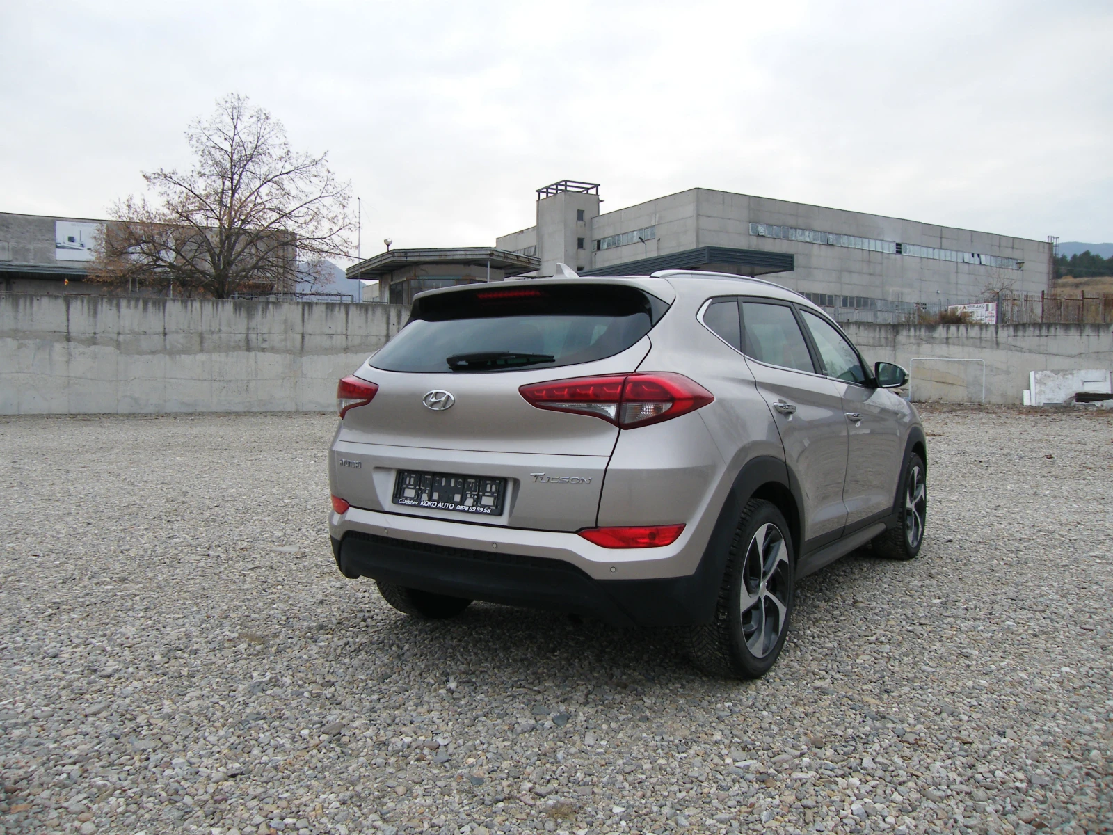 Hyundai Tucson 1.7CRDI 141k.s. EURO 6B - изображение 4