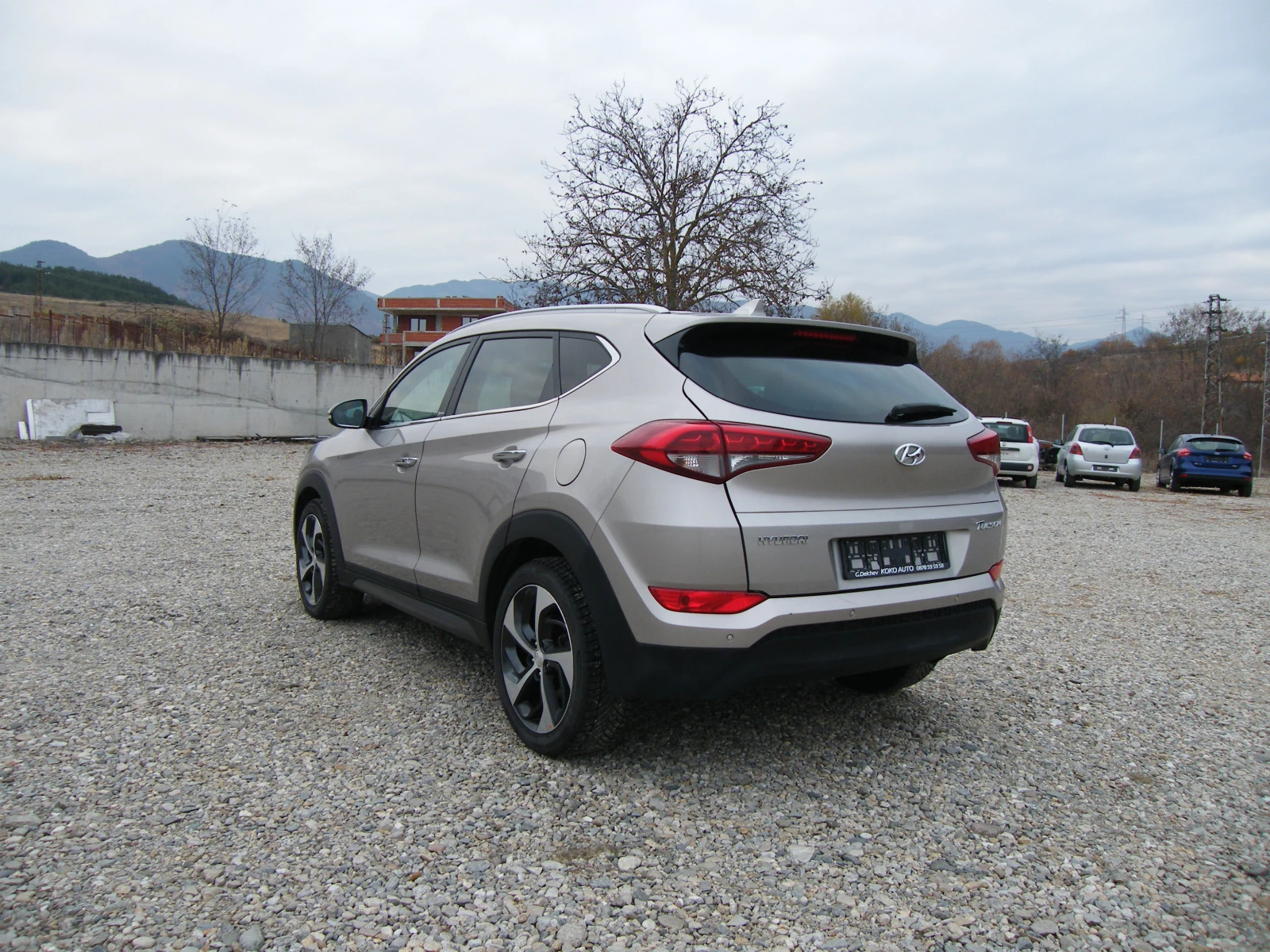 Hyundai Tucson 1.7CRDI 141k.s. EURO 6B - изображение 5