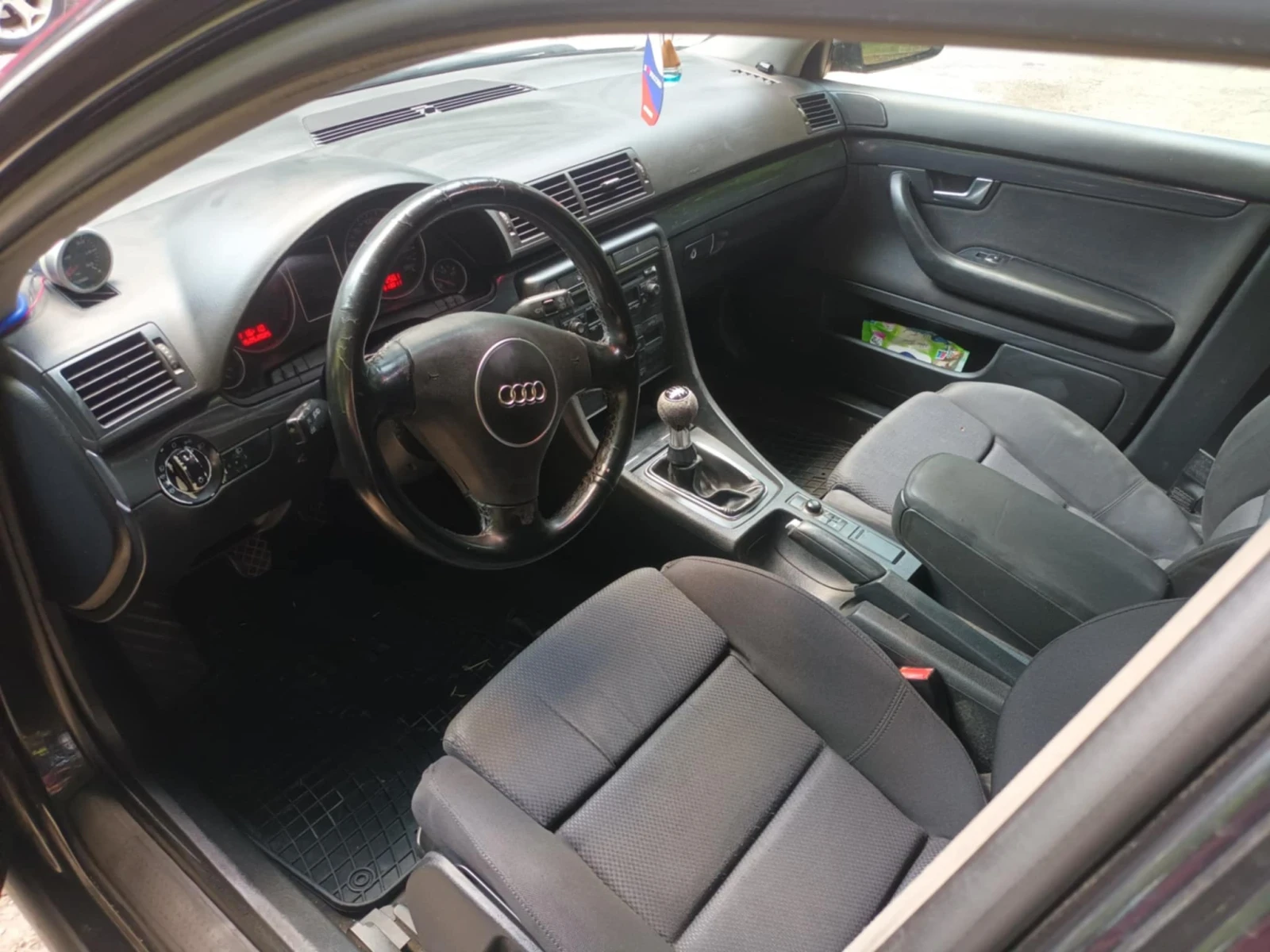 Audi A4 1.9TDI - изображение 7