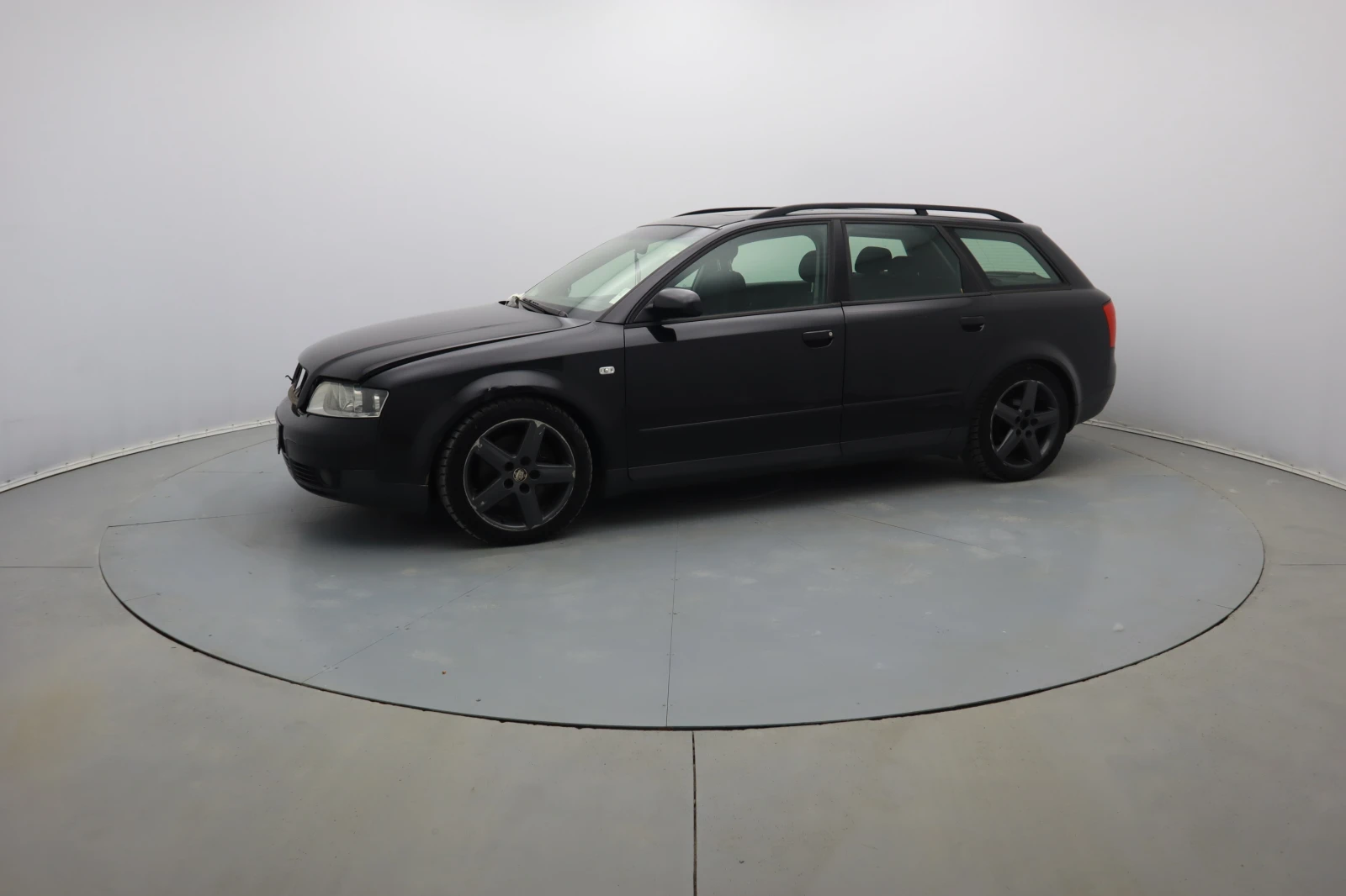 Audi A4 2.5 TDI - изображение 3