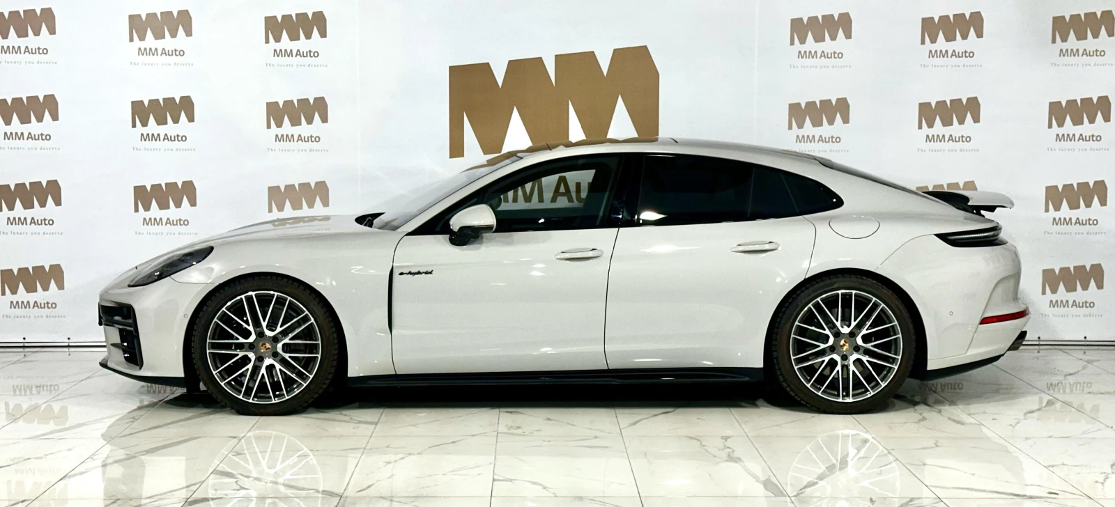Porsche Panamera 4* E-Hybrid* HuD* Pano* PassengerDisplay - изображение 3