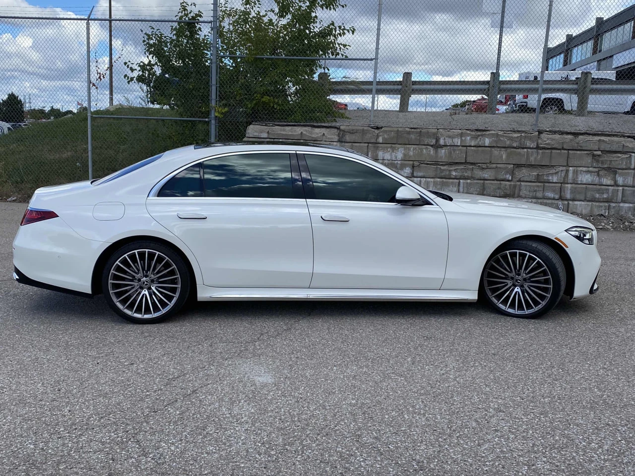 Mercedes-Benz S 580 * CARFAX * ЦЕНА ДО БГ! - изображение 3