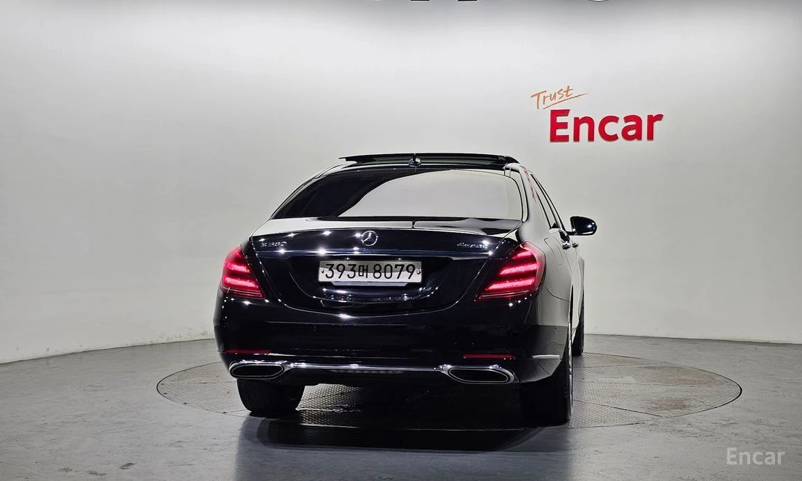 Mercedes-Benz S 560  - изображение 4