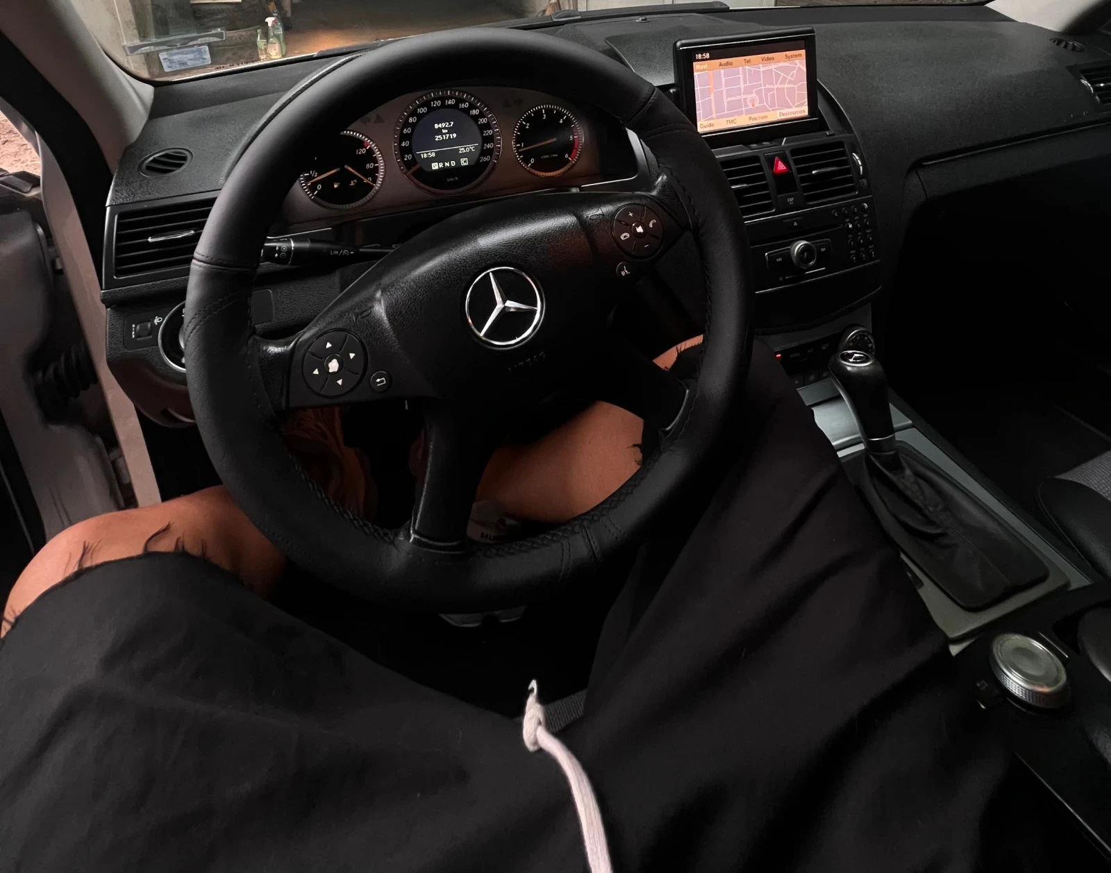 Mercedes-Benz C 200  - изображение 6