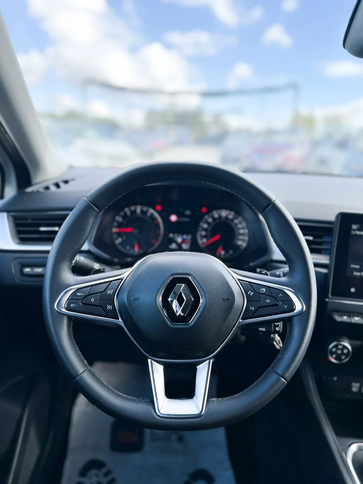 Renault Captur 14900km ПОДГРЕВ - изображение 8