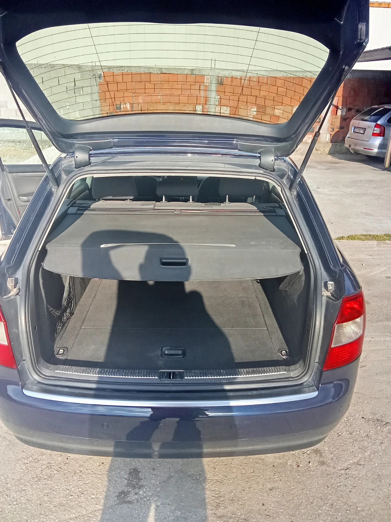 Audi A4 1.9TDI, снимка 10 - Автомобили и джипове - 54257377