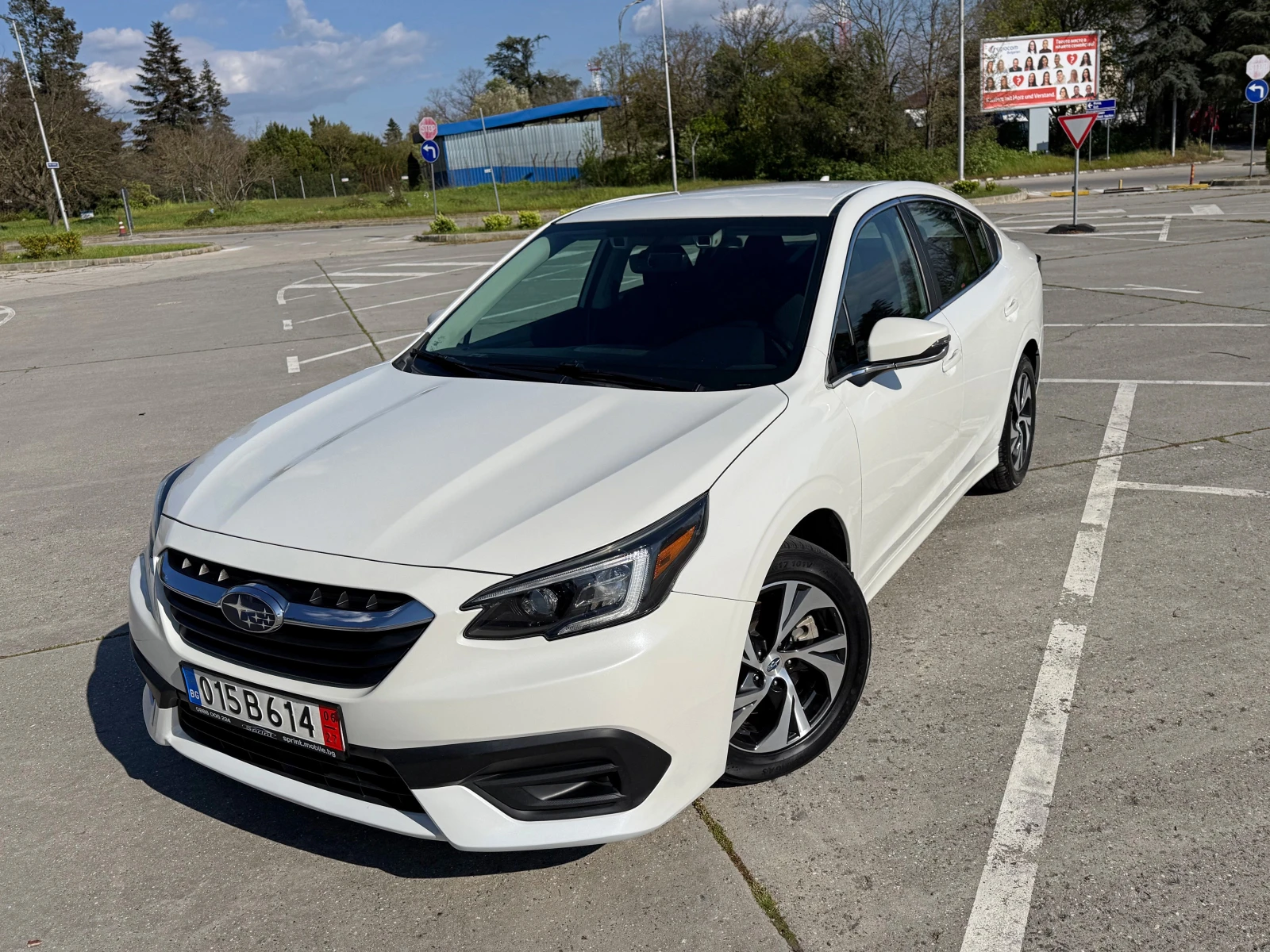 Subaru Legacy Distrionic/Lane-Assist/Car-Play&AndroidAuto/Camera, снимка 5 - Автомобили и джипове - 54296269