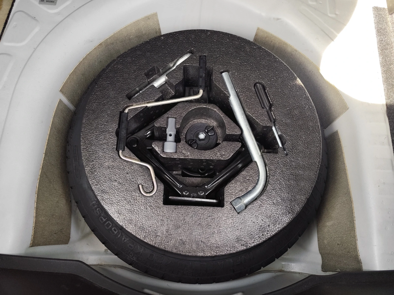 Alfa Romeo MiTo 1.3JTDm* KLIMA* EURO 5A* , снимка 13 - Автомобили и джипове - 54299235