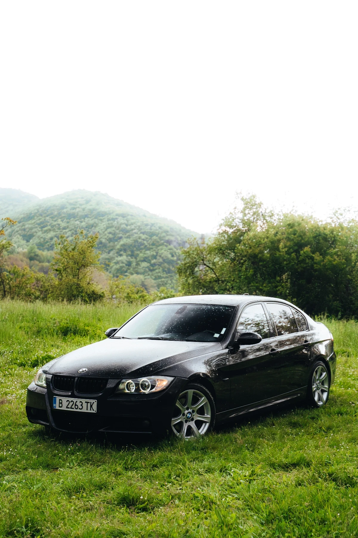 BMW 320, снимка 2 - Автомобили и джипове - 54397024