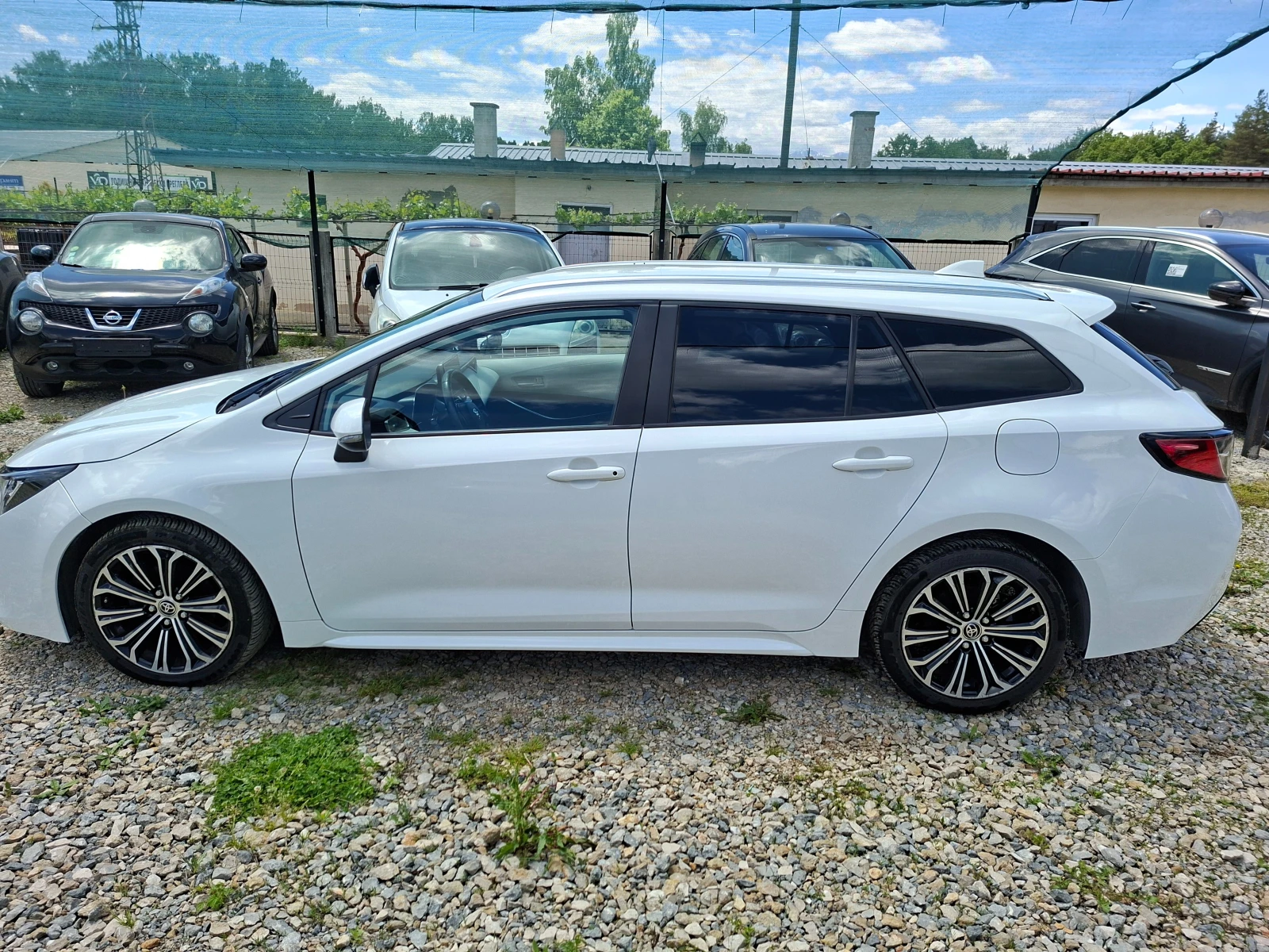 Toyota Corolla 1.8 HYBRiD | Mobile.bg � ����������� 8