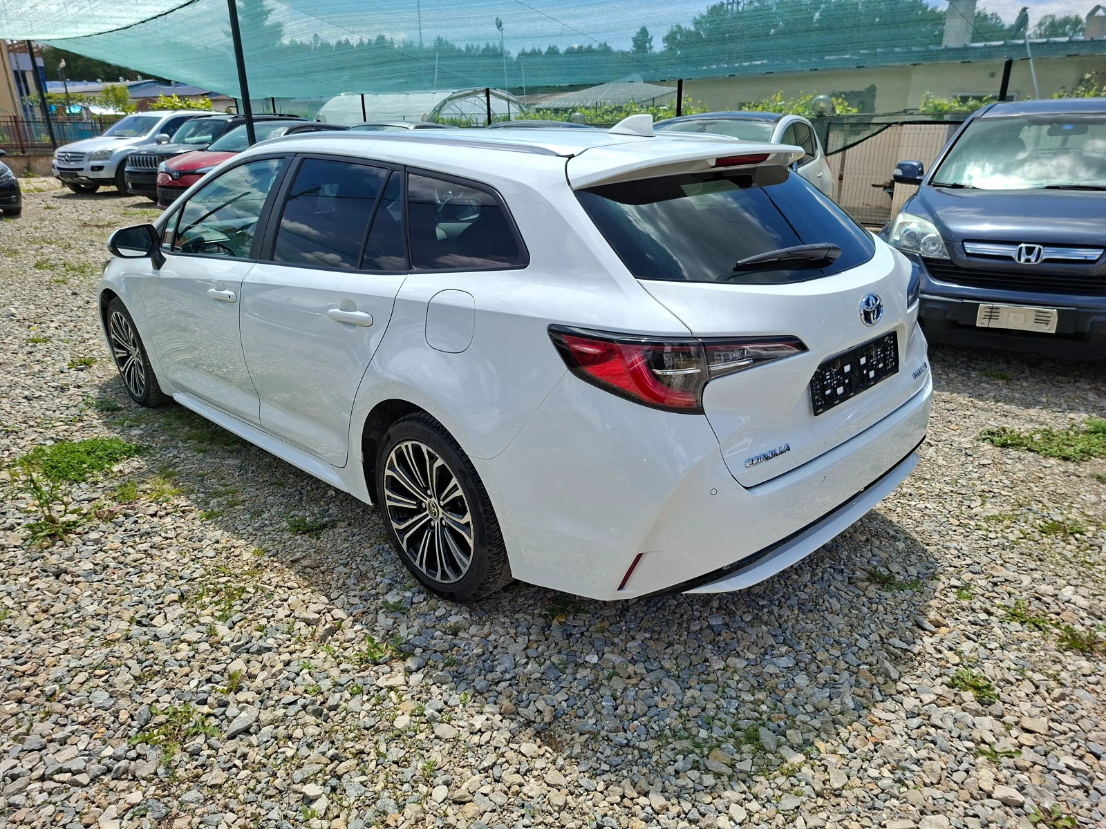 Toyota Corolla 1.8 HYBRiD | Mobile.bg � ����������� 7
